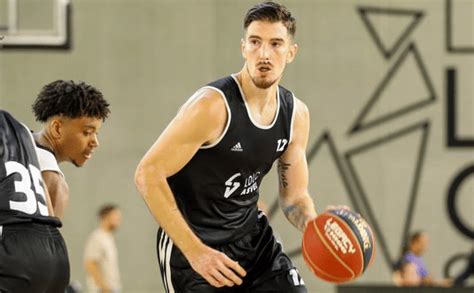 Nando De Colo A Fait Ses D Buts Avec Lasvel Basket Europe