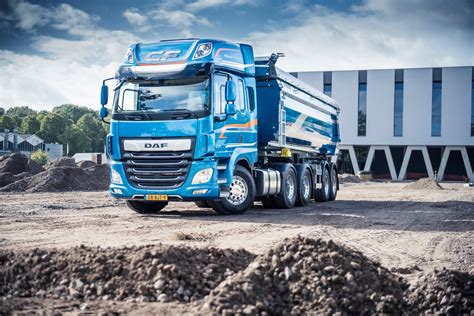 Pin Van M Equipment Op Trucks Vrachtwagens