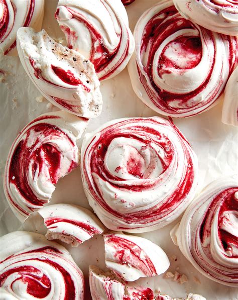 Raspberry Swirl Meringues Meringue Desserts Meringue Desserts