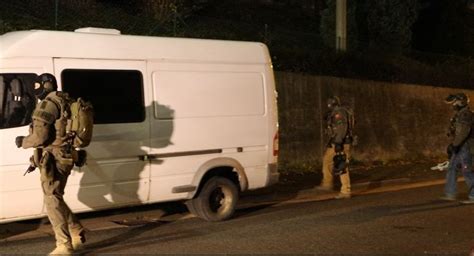 Sek Eins Tze In Siegen Geisweid Spezialeinsatzkr Fte Der Polizei