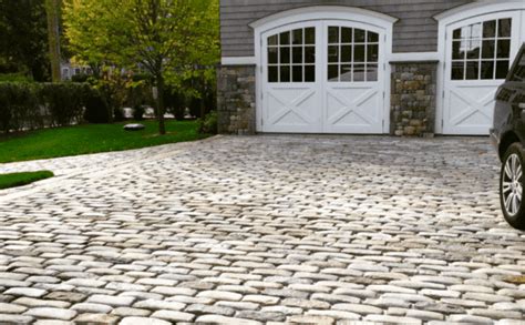 A Reclaimed Cobblestone Driveway With A Touch Of The Extraordinary ...