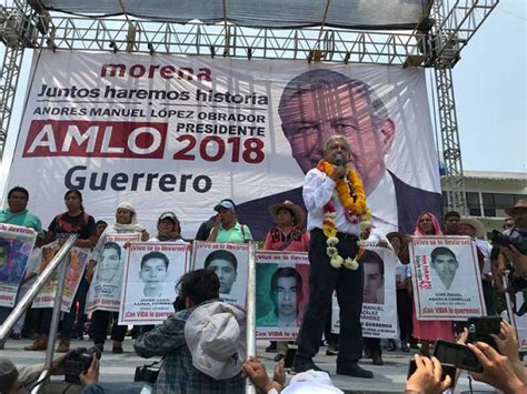 Se Lava Las Manos Amlo En Caso De 43 De Ayotzinapa Se Compromete A Una