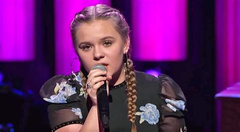 For First Time Ever Nashville Star Sings At Opry Without Her Big Sister