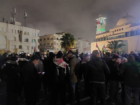 جو 24 مئات الاردنيين قرب سفارة الاحتلال ينددون باغتيال صالح العاروري