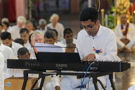 Christmas Celebrations At Prasanthi Nilayam Photos Videos Live Darshan