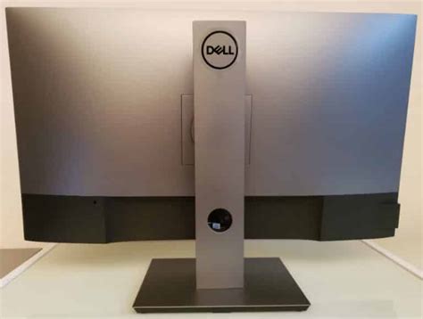 Dell U3219Q Review – 32-inch 4K IPS Monitor with HDR400 and USB-C