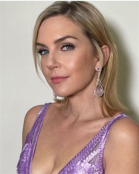 Rhea Seehorn Rocks In 7 Rare Bikini Appearances Fashonation