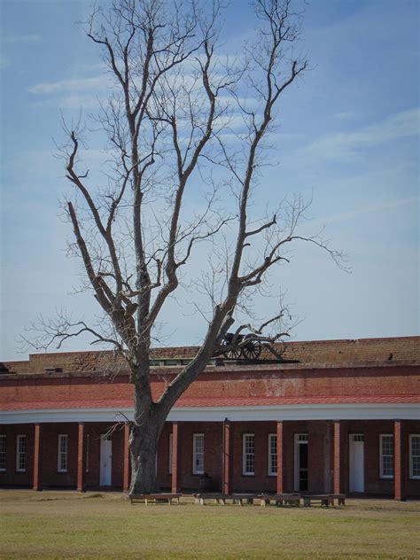 DSC09232 – Abandoned, Forgotten, & Decayed