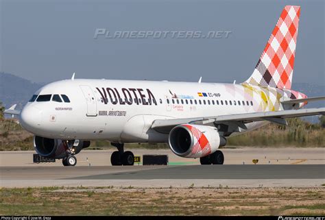 Ec Nhp Volotea Airlines Airbus A Photo By Jose M Deza Id