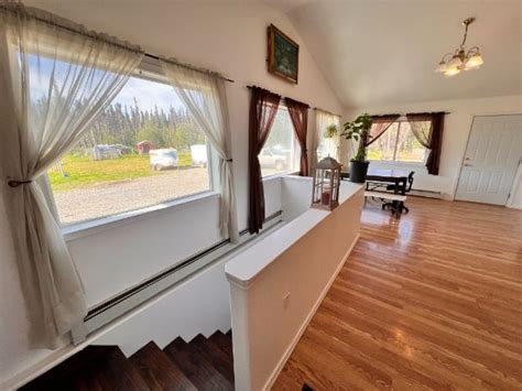 Alaska Off Grid Living, 3 Bed 1 Bath home on over 9 acres