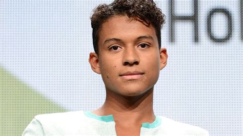 Le Neveu De Michael Jackson Jaafar Jackson Va Incarner Le Roi De La