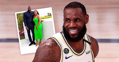 Lebron James Wife S 810 Green Dress Embraces Her Curves And Reveals Heavy Cleavage In New Pics