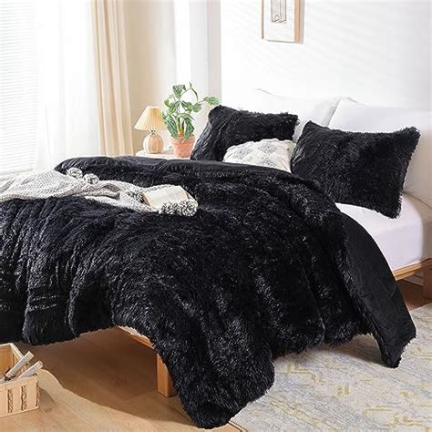 I Tested The Luxurious Comfort Of A Shaggy Faux Fur Comforter Set And