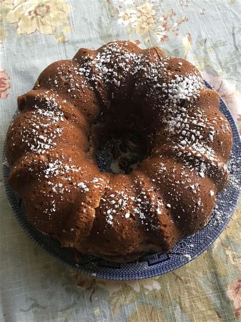 Easy Apple Coffee Cake Recipe