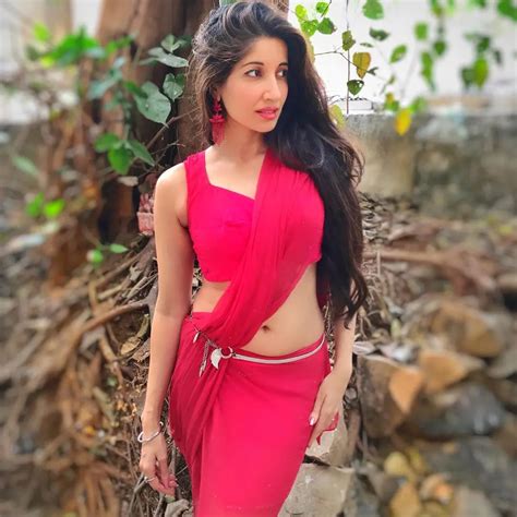 Red Hot Babe Scrolller