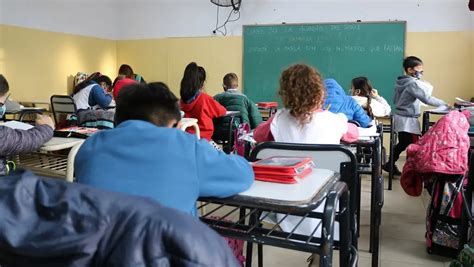 La Educación Primaria se suma a la presencialidad completa en Río Negro