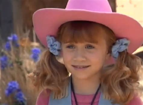 Ashley Olsen The Adventures Of Mary Kate And Ashley Video Series