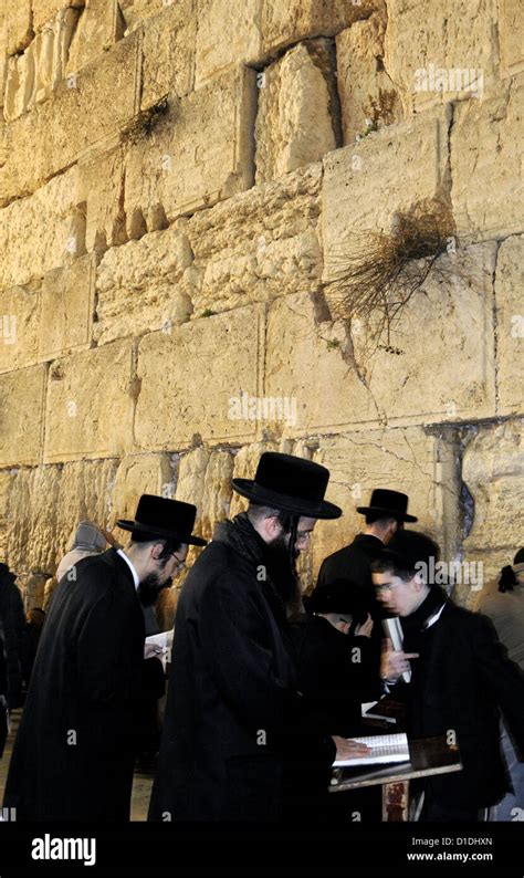 Prayer The Western Wall Hi Res Stock Photography And Images Alamy