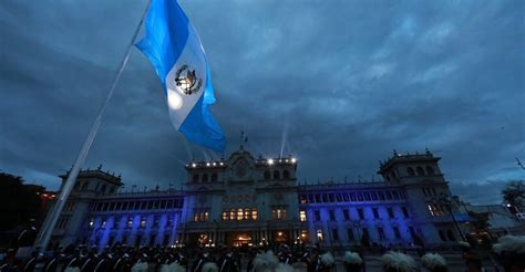 Guatemala Conmemora 201 Años De Independencia Agencia Guatemalteca De Noticias