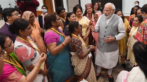 International Womens Day Pm Modi Interacts With Winners Of Nari