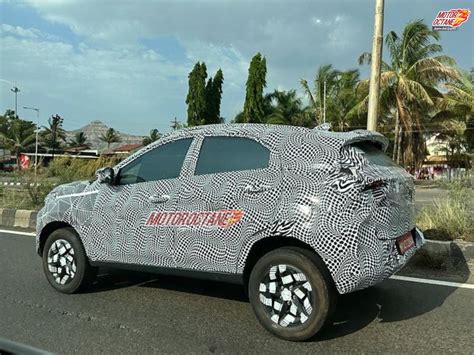 Tata Nexon Facelift Spotted Again More Details Motoroctane