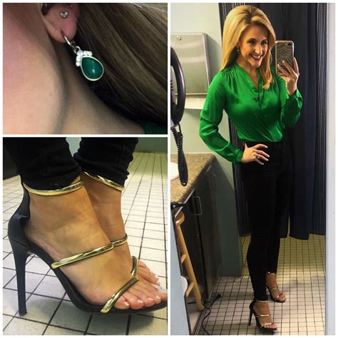 Laura Hettiger's feet