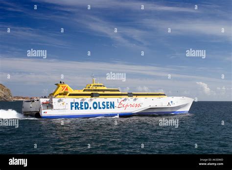 Trimaran Ferry Hi Res Stock Photography And Images Alamy