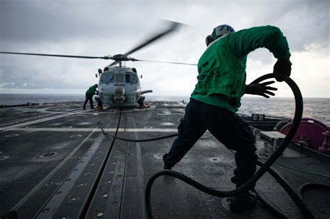 U S Navy On Twitter Usnavy Photos Of The Day 1️⃣ Ussnormandy