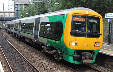 Class 323 323241 London Midland Smethwick Galton Bridge A Photo On Flickriver