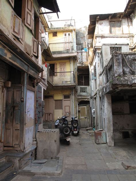 Ahmedabad Old City Google Search Vernacular Architecture Old City