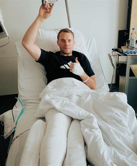 Bayern Germany On Twitter Manuel Neuer Broke His Leg While On