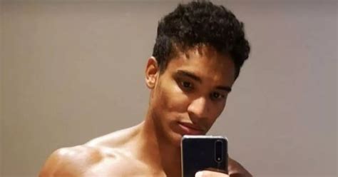 My Giant Schlong Fascinates Women Some Get Intimidated And Sex Can Be Tricky Daily Star