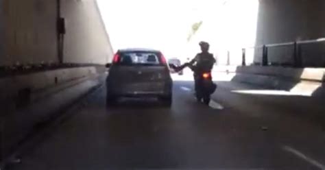 Youtube Video Of Road Rage Biker On Motorcycle Get Instant Karma After