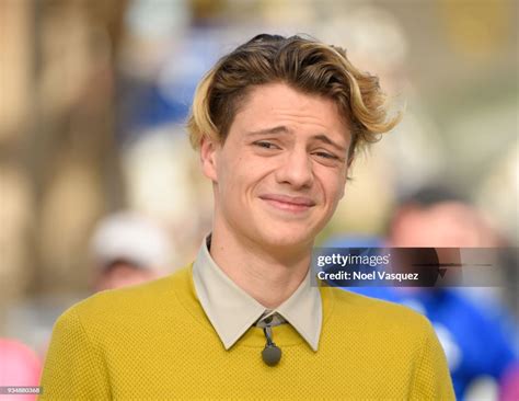 Jace Norman Visits Extra At Universal Studios Hollywood On March