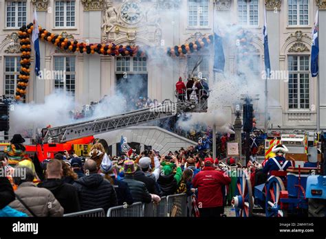 Sturm Auf Das Rathaus In Bonn Der Sturm Auf Das Bonner Rathaus Hat