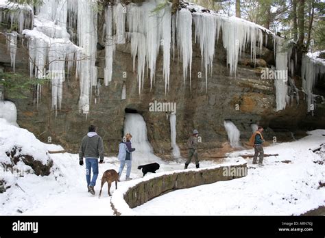 Hocking hills Ohio frozen waterfall Stock Photo - Alamy