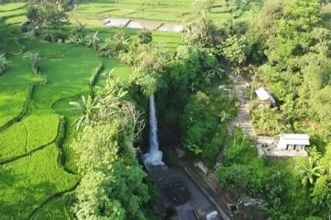 Curug Cigetruk Wisata Air Terjun Viral Di Cirebon Tiket Masuk Cuma