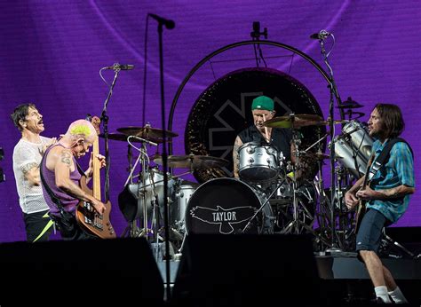 Red Hot Chili Peppers Extend Unlimited Love Tour To 2024 With 16 New