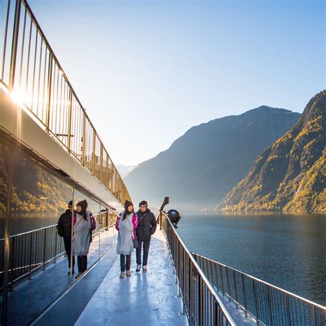 Phenomenal fjord cruises in Norway - scenic fjords and mountains