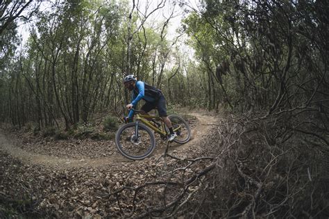 Hutchinson Tundra Zminiaturyzowana Opona MTB Do Graveli ETNH GRAVEL