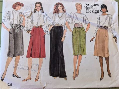 VOGUE 1023 UNCUT Size 12 16 Basic Design Skirts Gored Pleated Knee