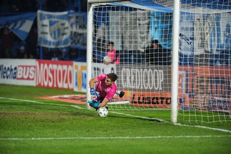 Atl Tico Tucum N Con Paciencia Y Con La Pelota Al Suelo Logr Un