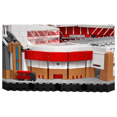 Купить Конструктор LEGO Creator Expert 10272 Old Trafford - стадион ...