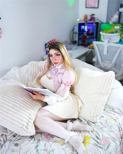 Hannapunzel | ¿1, 2 o 3? ¿Cuál es tu favorita? 🙈💖 | Instagram