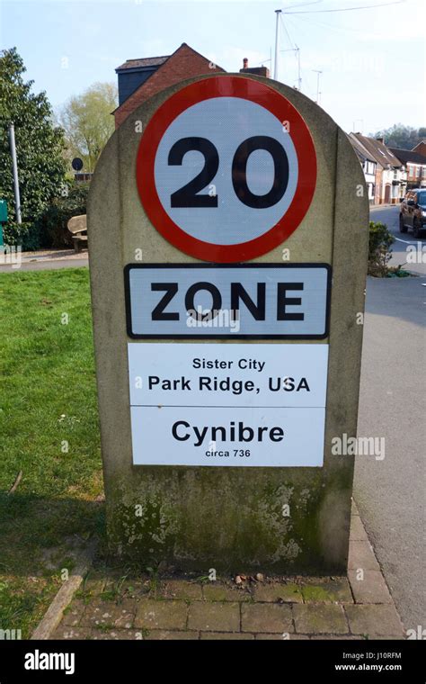 20 Zone Sign Hi Res Stock Photography And Images Alamy