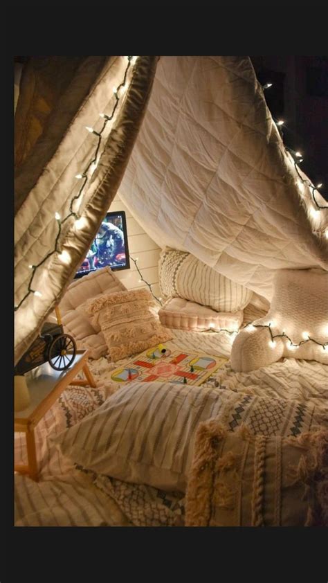 Blanket Fort Sleepover Room Room Ideas Bedroom Cozy Room Decor