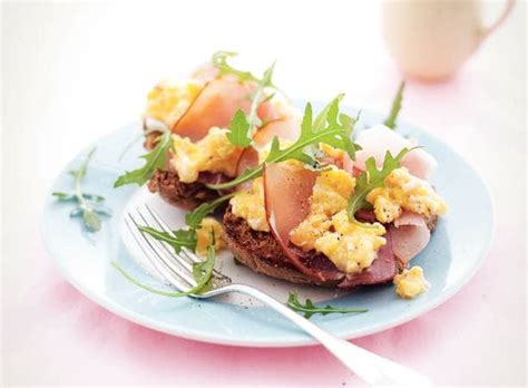 Broodje Roerei Met Rauwe Ham Recept Allerhande Albert Heijn Belgi