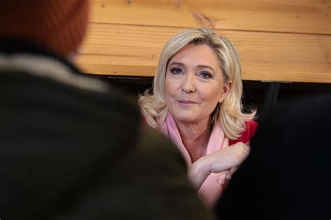 Marine Le Pen On Twitter Dimanche Si Nos Lecteurs Votent Nos