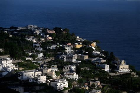 Italy S Capri Lifts Tourist Ban As Water Shortage Resolved