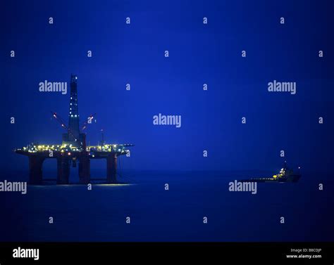 North Sea Oil Platform Scotland Hi Res Stock Photography And Images Alamy